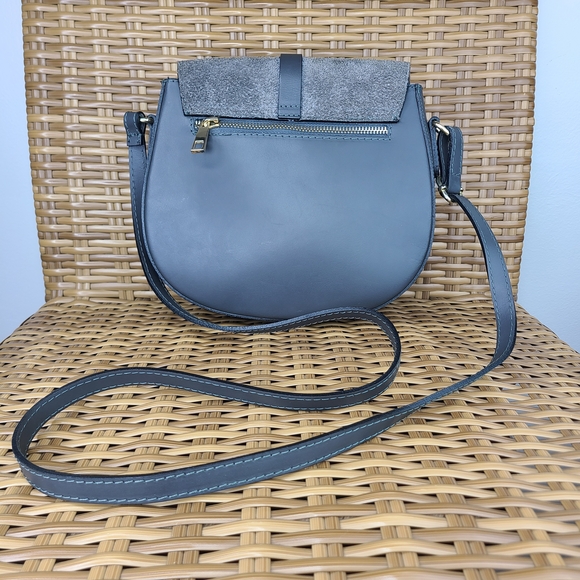 Borse In Pelle Italian Leather Saddlebag Crossbody Bag Gray Gold Tone Accents - Picture 3 of 15